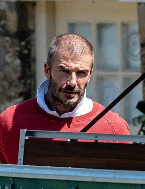 小贝被谁爆料了视频,神秘人物成焦点 第2张 小贝被谁爆料了视频,神秘人物成焦点 第2张